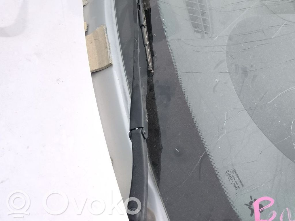 Dacia Sandero Wischerarm vorne 