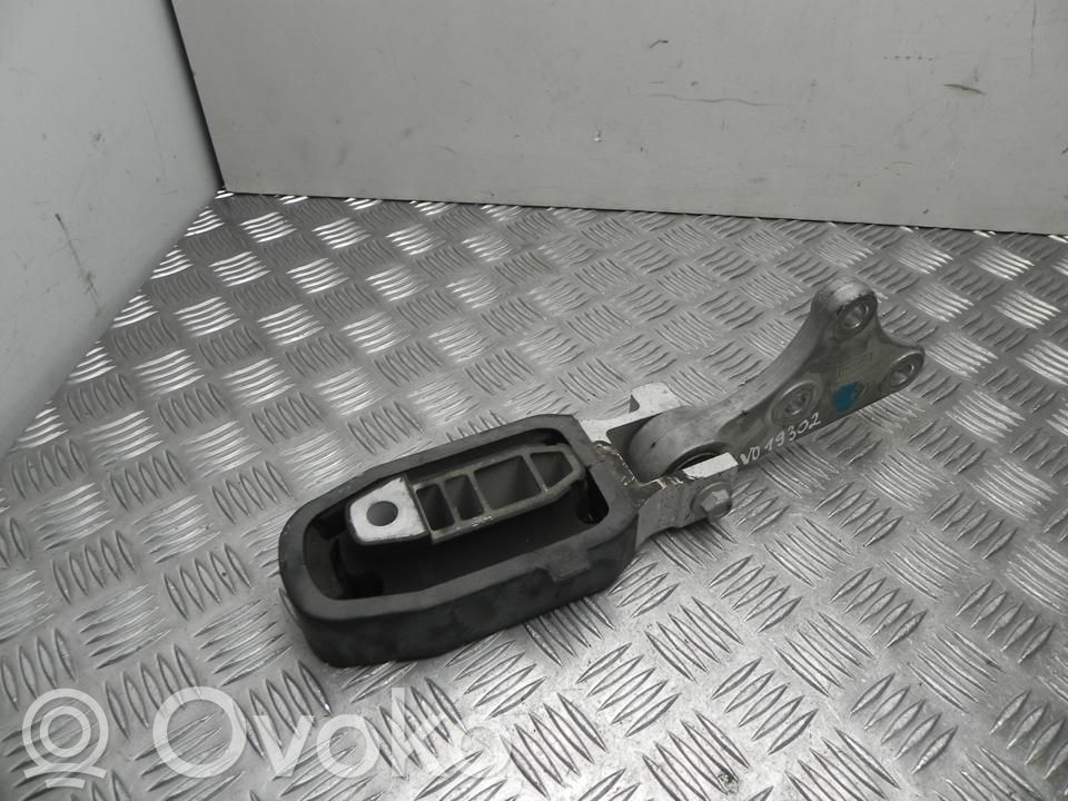 Ford Edge II Engine mount bracket 