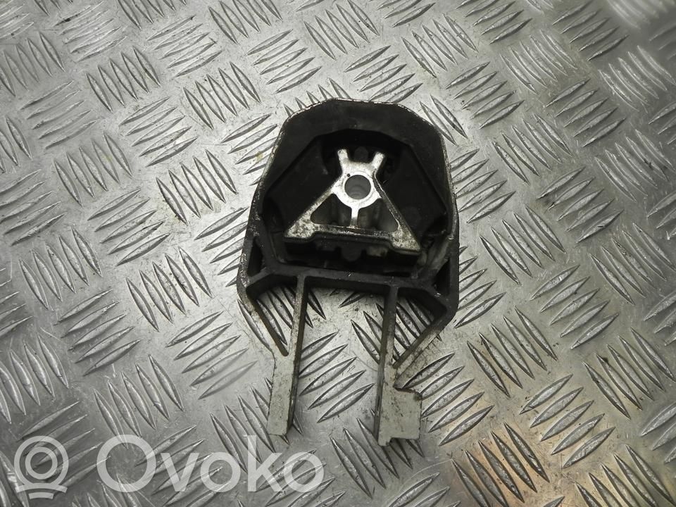 Engine mount bracket   AV616P082AD,VD18852,VD18852