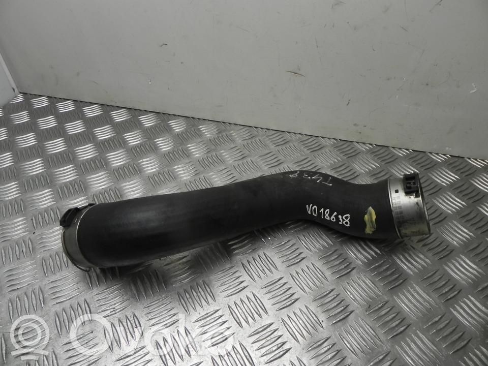 Mercedes-Benz C AMG W204 Air intake hose/pipe 