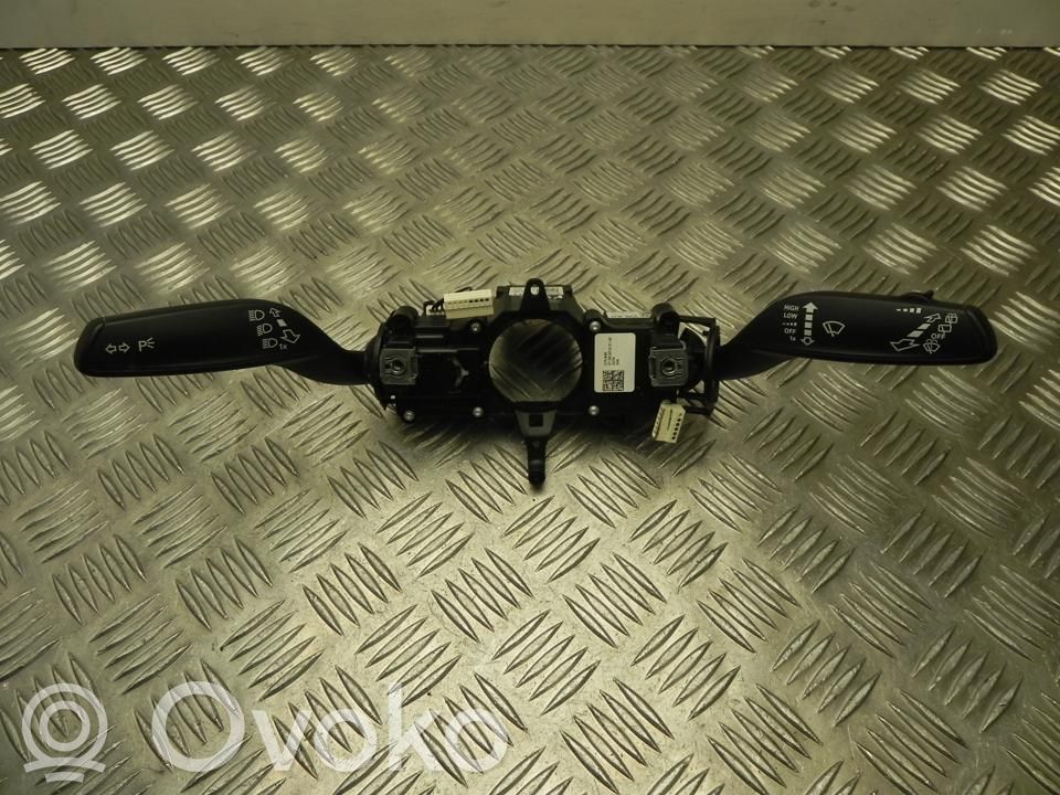 Volkswagen Jetta V Wiper turn signal indicator stalk/switch 