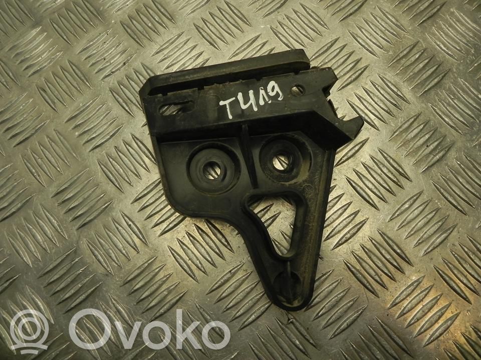 Etupuskurin kannake   7127717,T6985,T6985