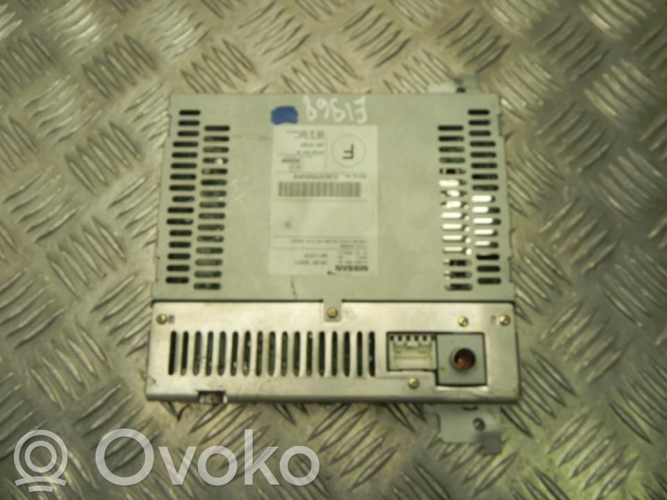 Nissan Primera Aerial antenna amplifier 