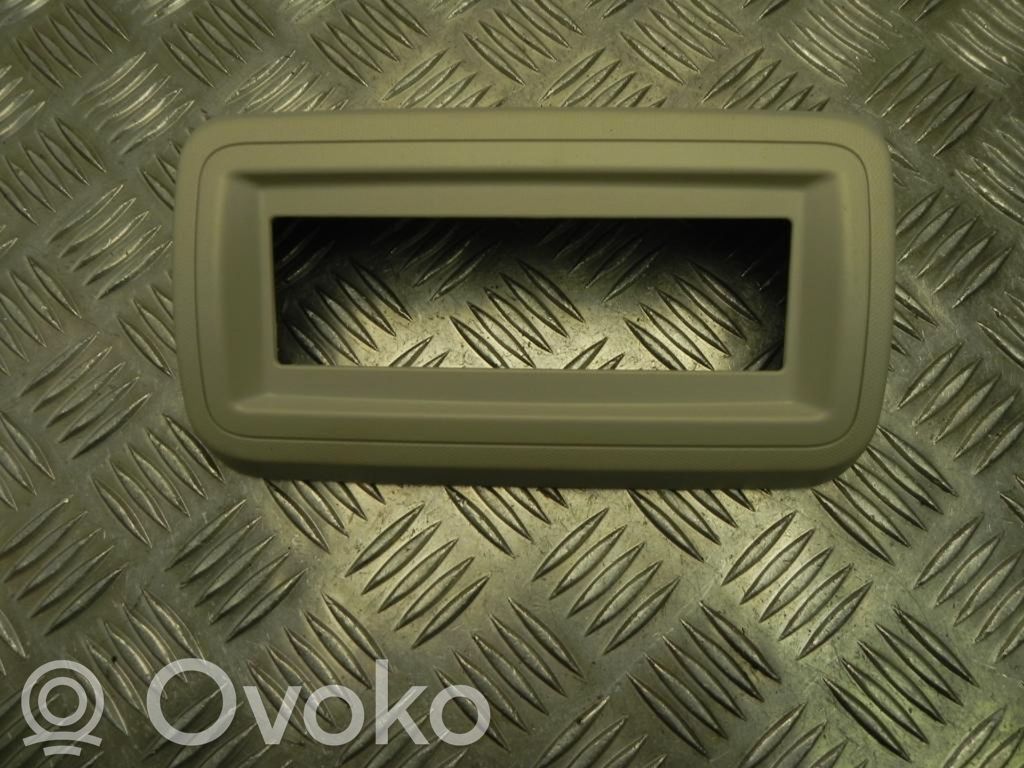 Dodge Grand Caravan Konsola środkowa / Radio / GPS 