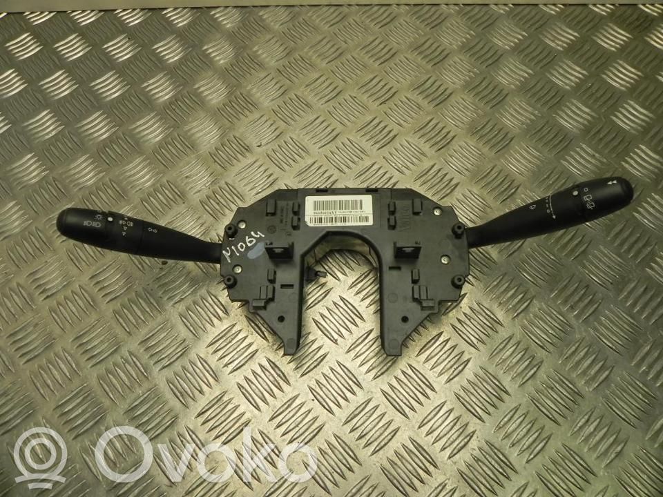 Citroen C4 Grand Picasso Wiper control stalk 