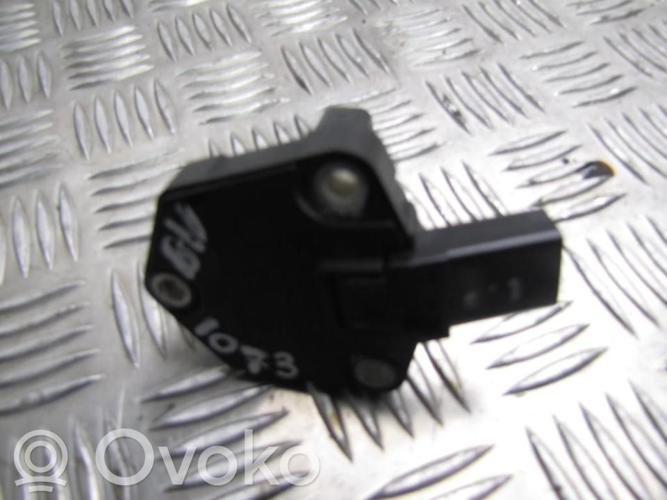 Skoda Yeti (5L) Oil pressure sensor 