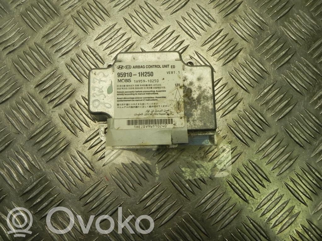 Hyundai i30 Airbag control unit/module 