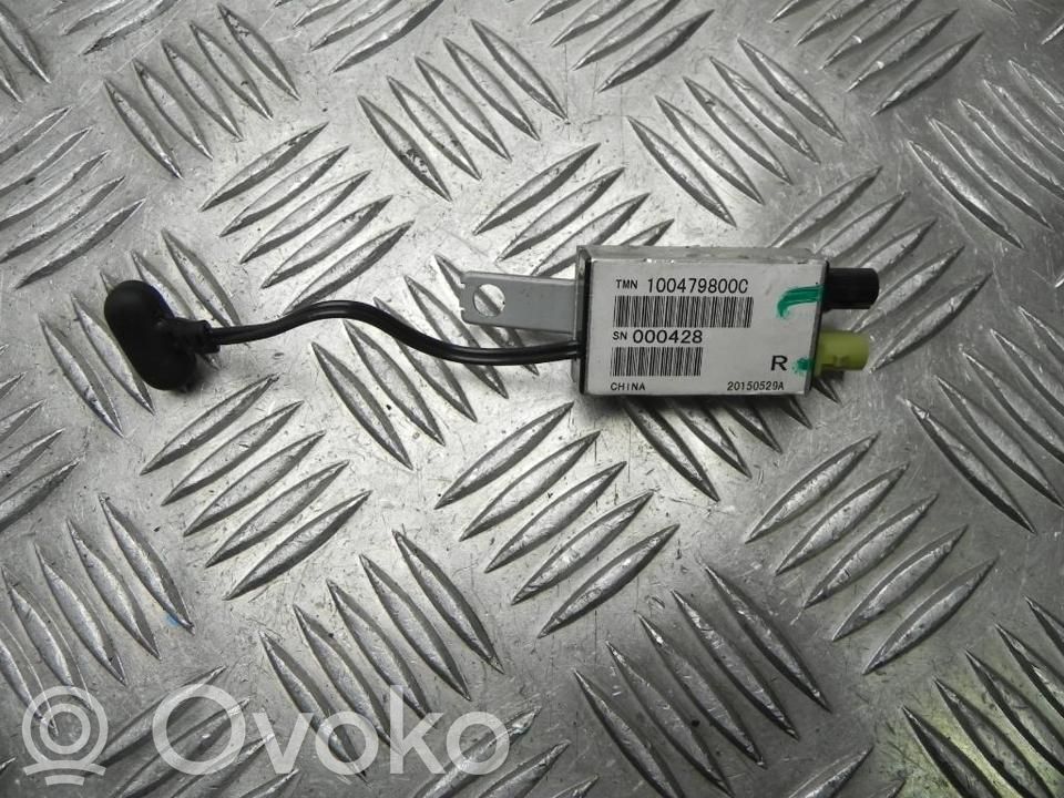 Tesla Model S Antenos stiprintuvas 