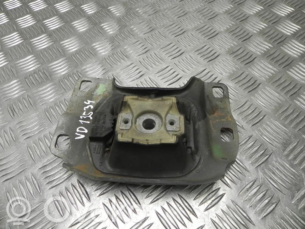 Ford Grand C-MAX Engine mount bracket 