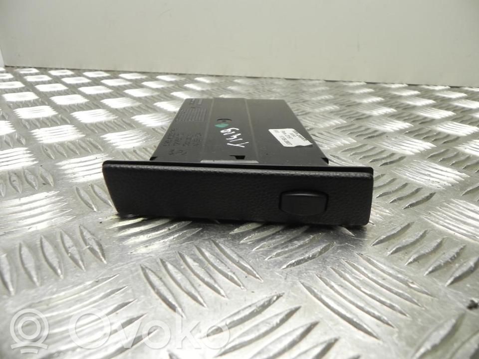 BMW 5 E60 E61 Cup holder back 