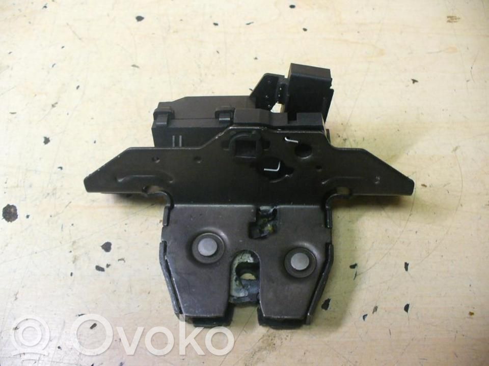 Opel Zafira C Engine bonnet/hood lock/catch 