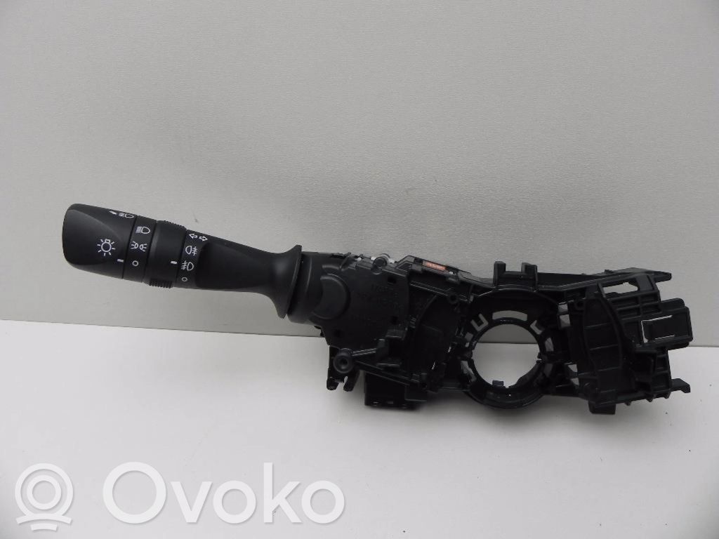 Toyota Auris E180 Indicator stalk 