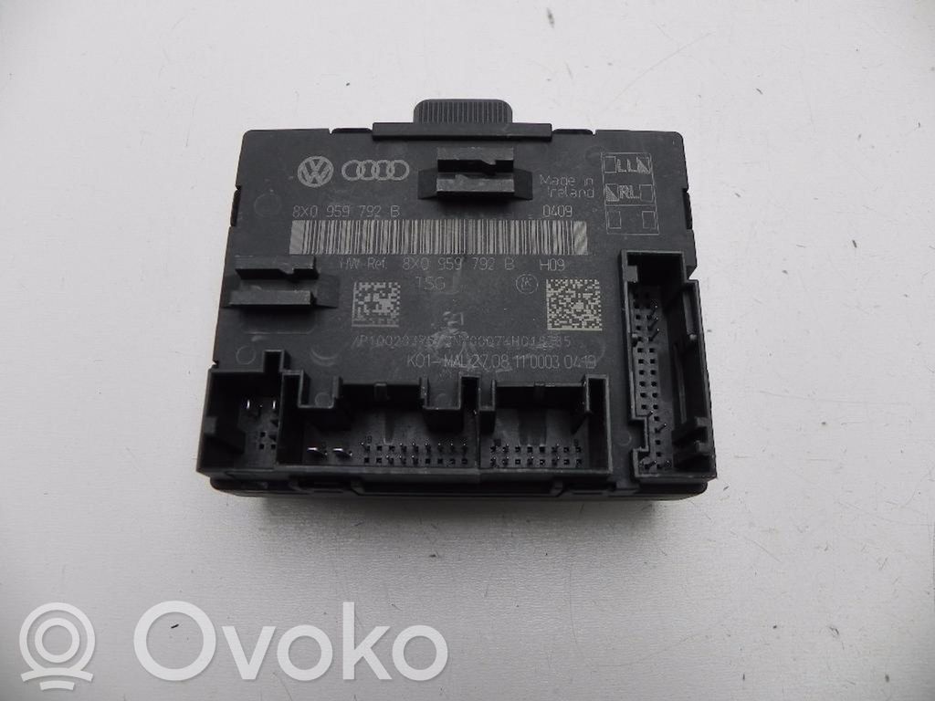 Volkswagen Jetta V Door control unit/module 