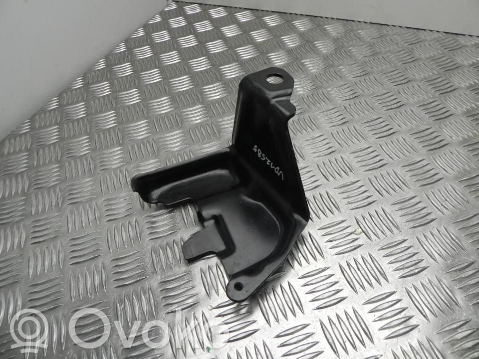 Renault Zoe Engine mounting bracket 