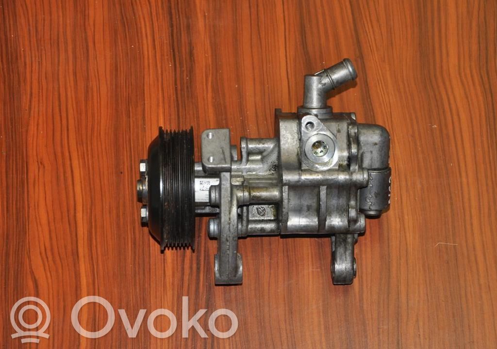 BMW 5 GT F07 Power steering pump 