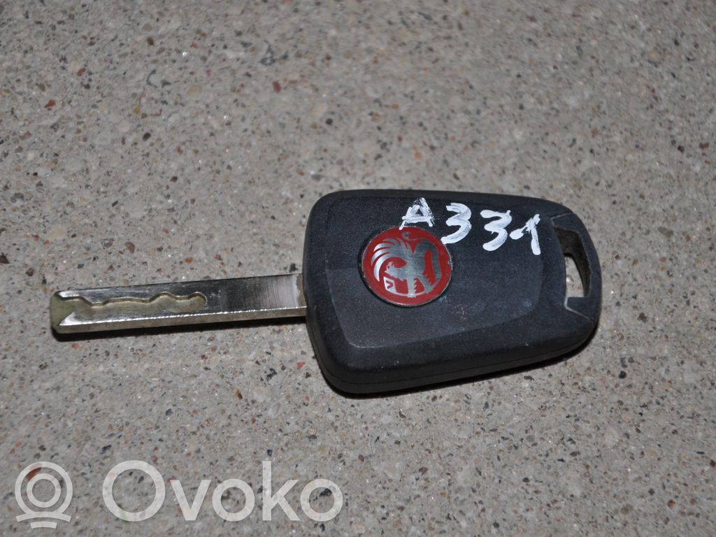 Tarjeta/llave de arranque   KLEA331