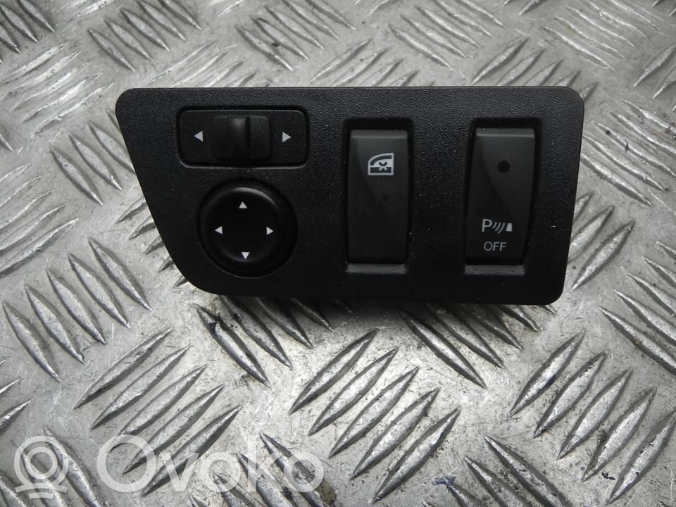 Dacia Spring Electric window control switch 