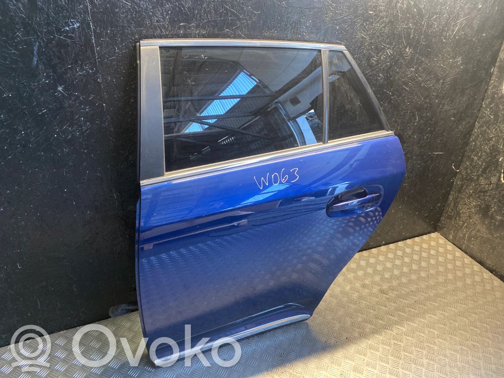 Toyota Avensis T270 Tür hinten