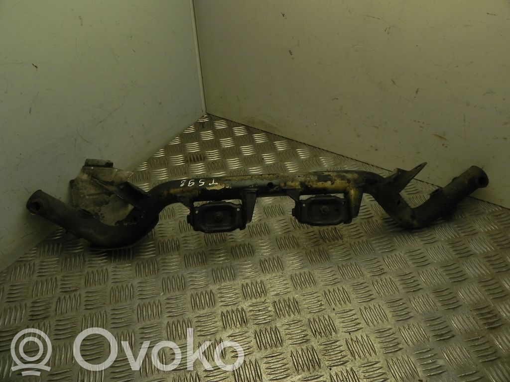 BMW 5 E34 Suport răcitor supapă EGR 
