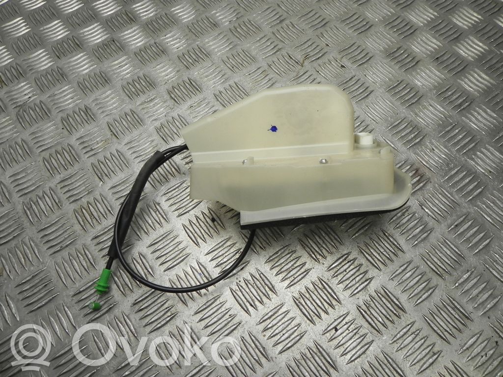 Priekšpusē slēdzene   106896400L,L2065