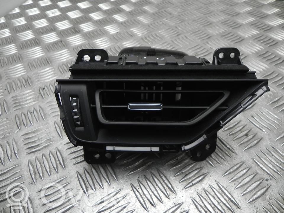Toyota RAV 4 (XA50) Grilă ventilație spate 