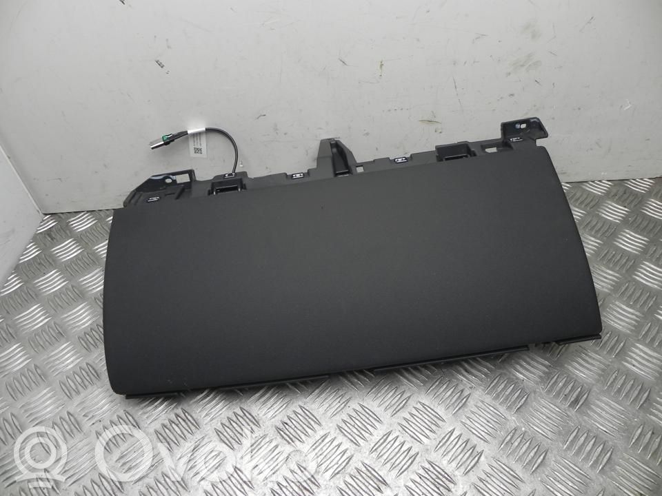 Tesla Model Y Handschuhfach komplett 