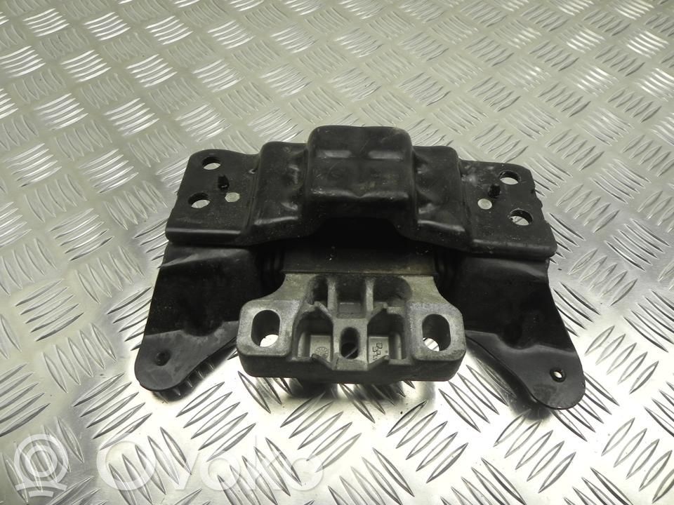 Audi A3 S3 8V Engine mount bracket 