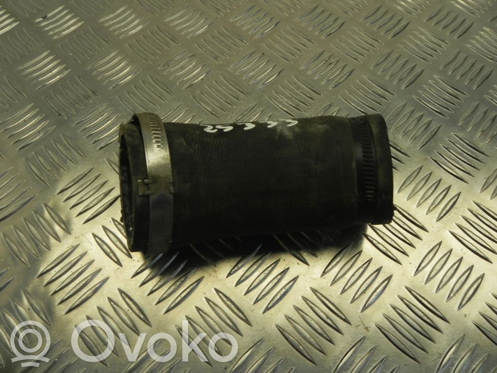 Skoda Superb B8 (3V) Conductă/furtun lichid de răcire motor 