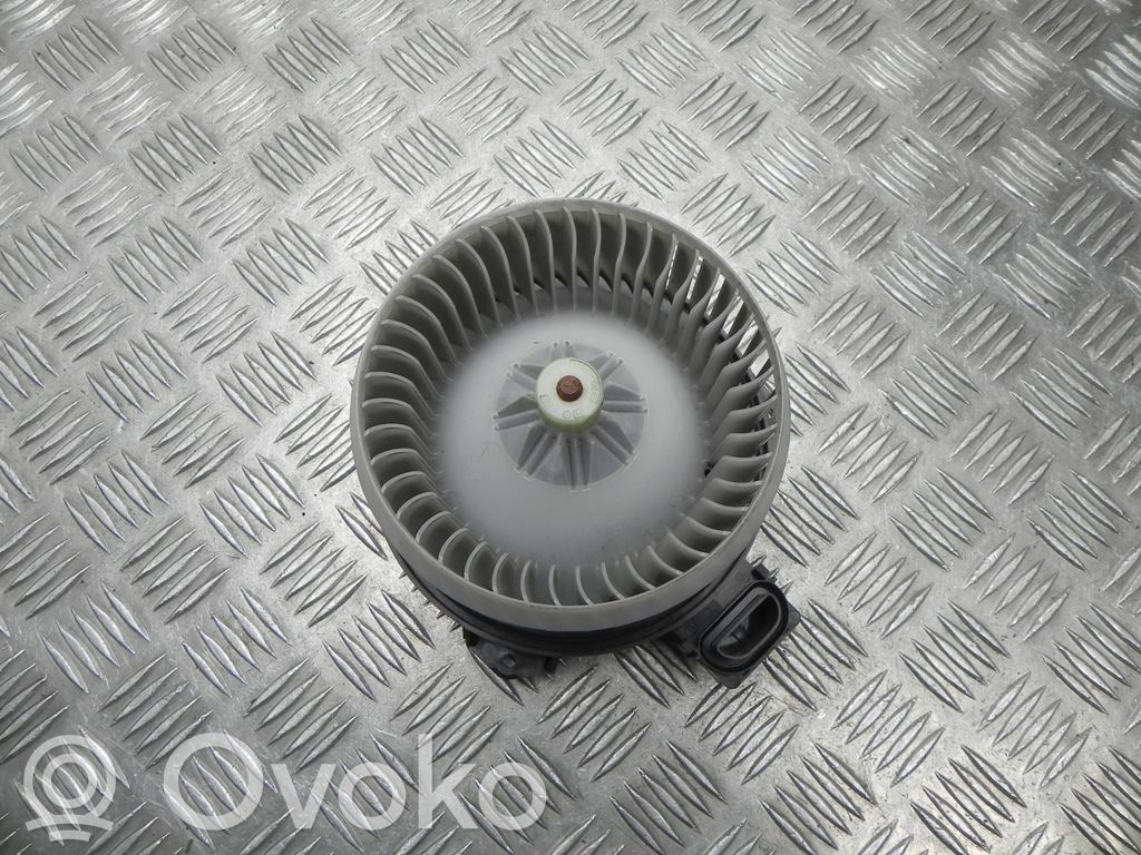 Toyota Verso-S Ventola riscaldamento/ventilatore abitacolo 