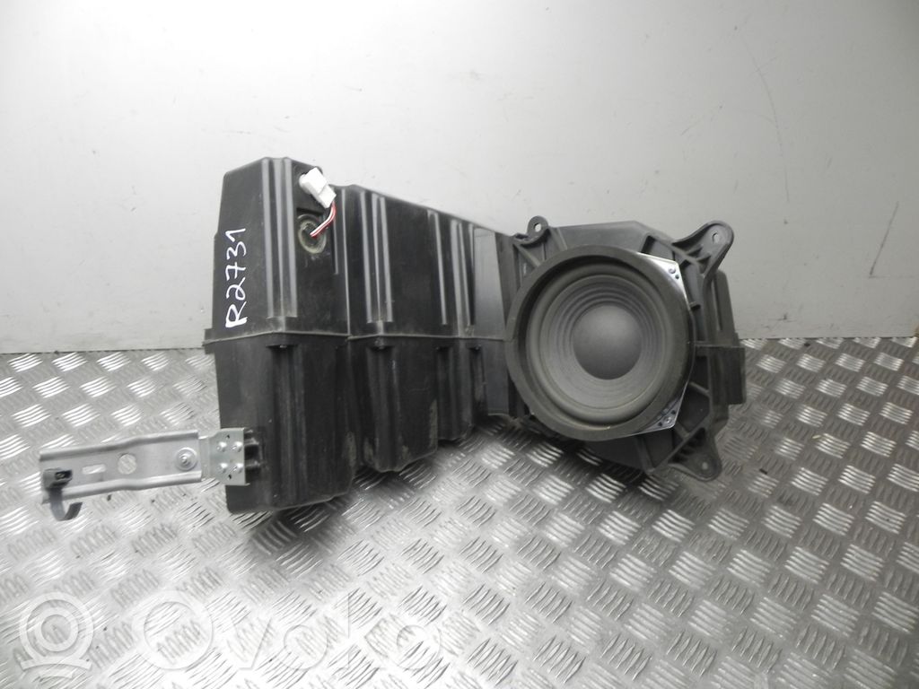 Lexus RX 450H Subwoofer 