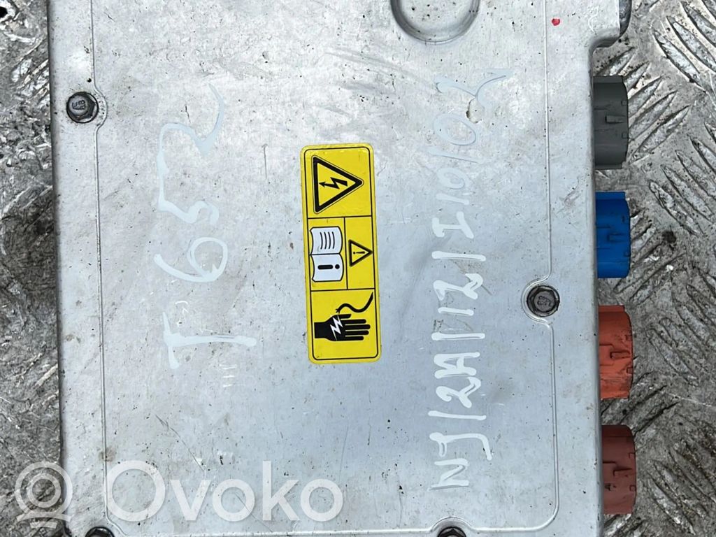 Tesla Model S Voltage converter inverter 