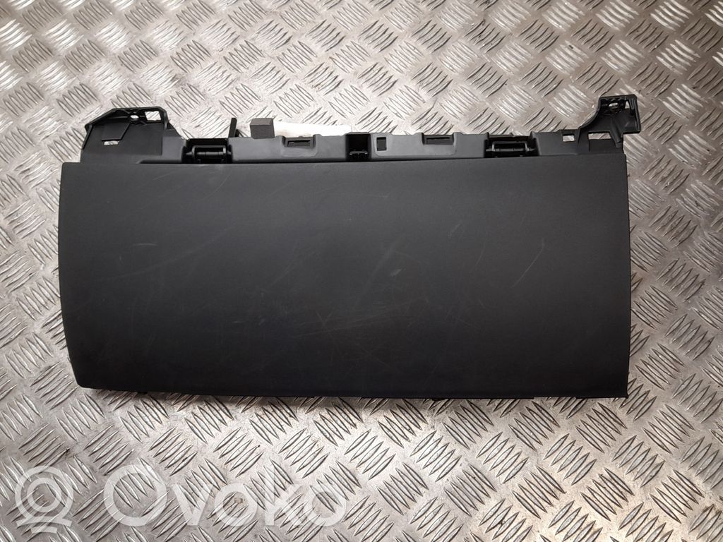 Tesla Model 3 Daiktadėžės (bordačioko) komplektas 