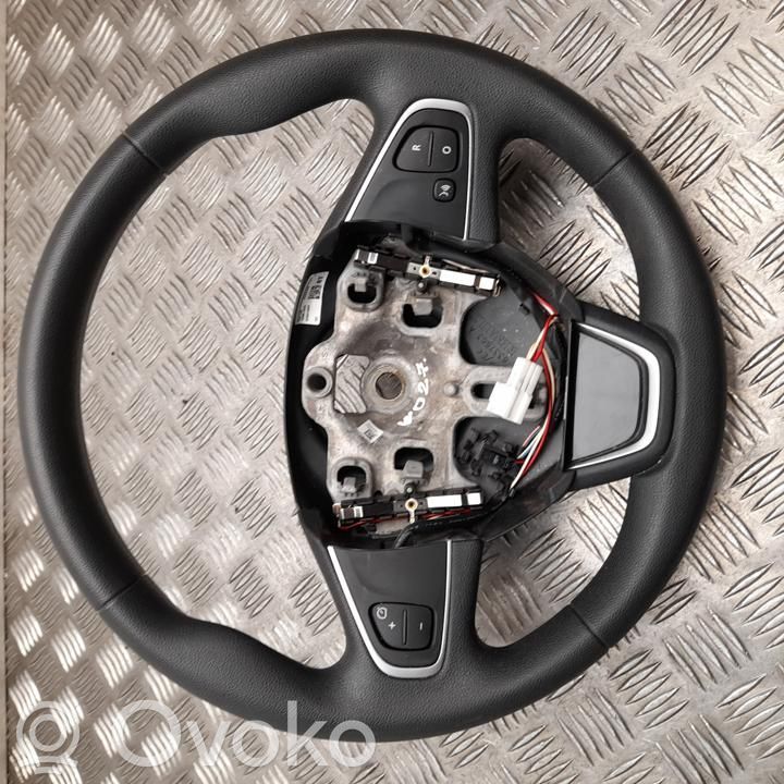 Renault Captur Stūre 