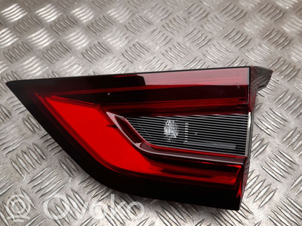 Nissan Juke II F16 Luci posteriori
