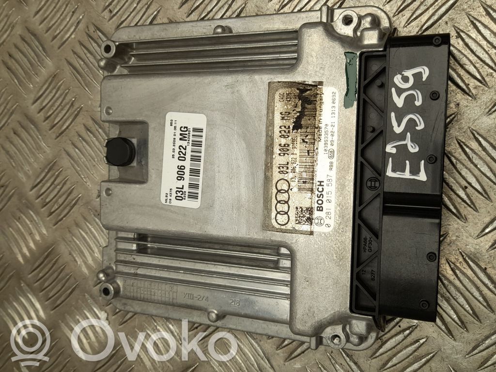 Audi A4 S4 B8 8K Engine control unit/module 