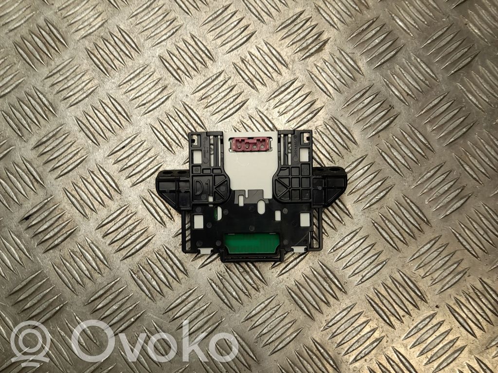 Antenos stiprintuvas   8686242010,U770