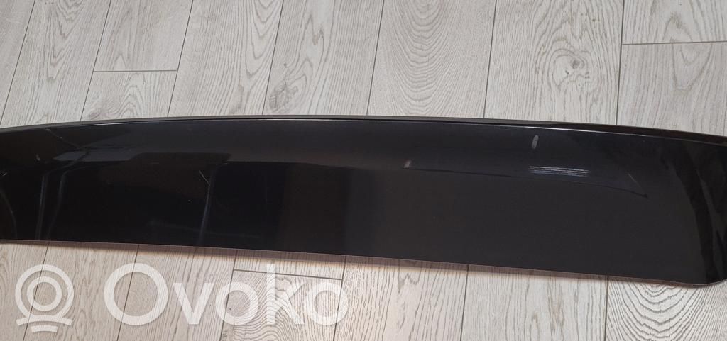 Chrysler Pacifica Tailgate/trunk spoiler 