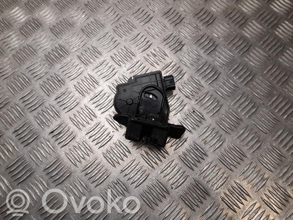 Toyota Prius+ (ZVW40) Zamek klapy tylnej / bagażnika 