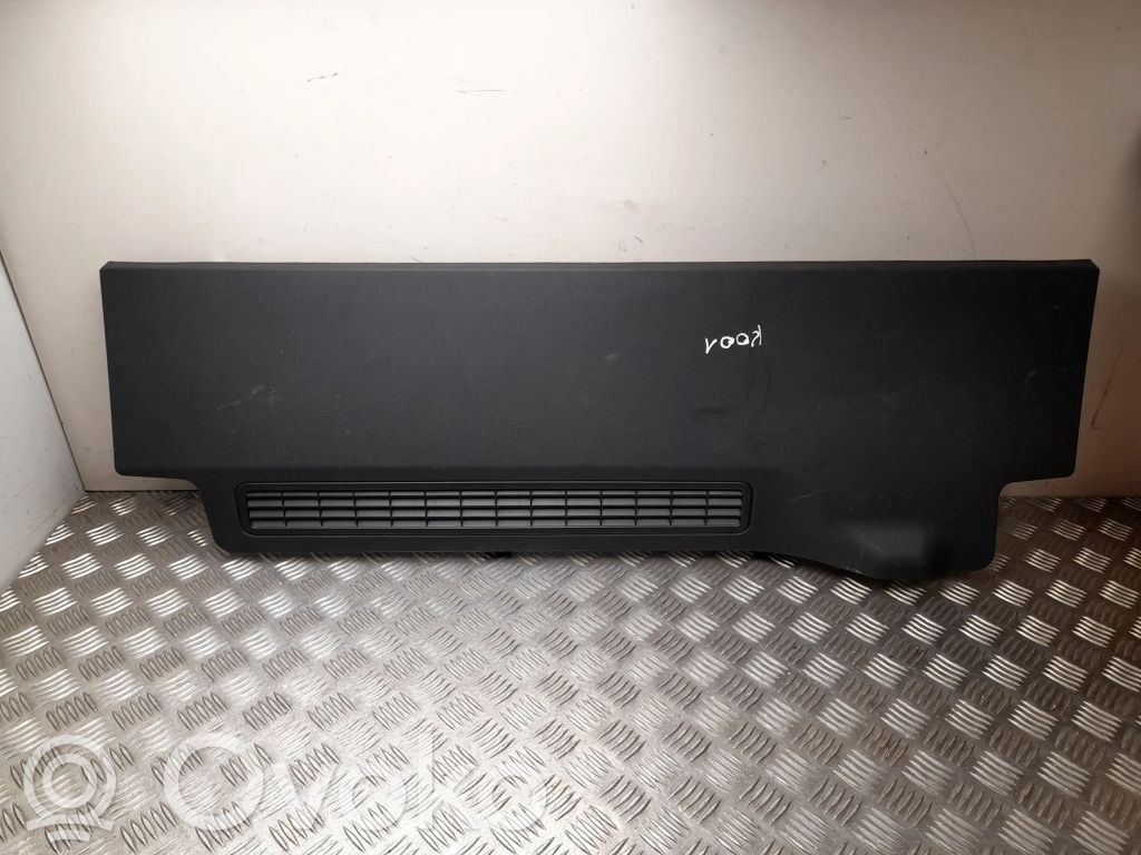 Audi Q7 4M Osłona tylnej klapy 