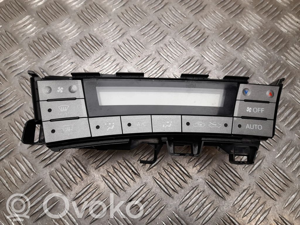 Toyota Prius (XW30) Panel klimatyzacji 