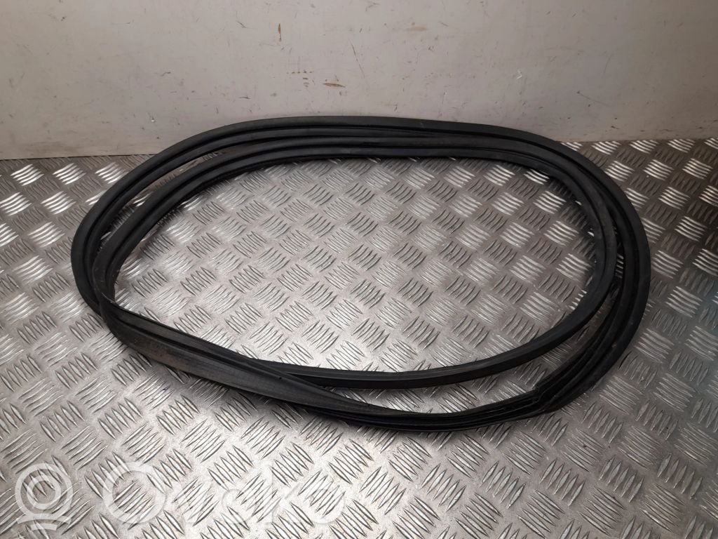 Subaru XV II Trunk rubber seal (body) 
