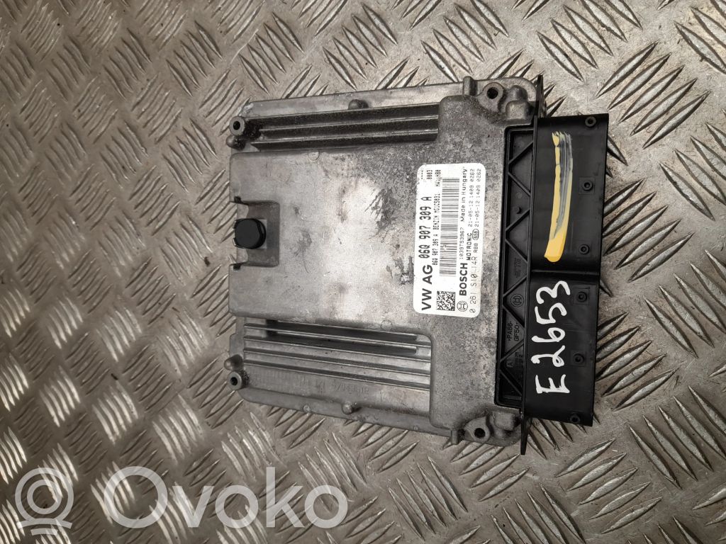 Volkswagen Polo VI Engine control unit/module 