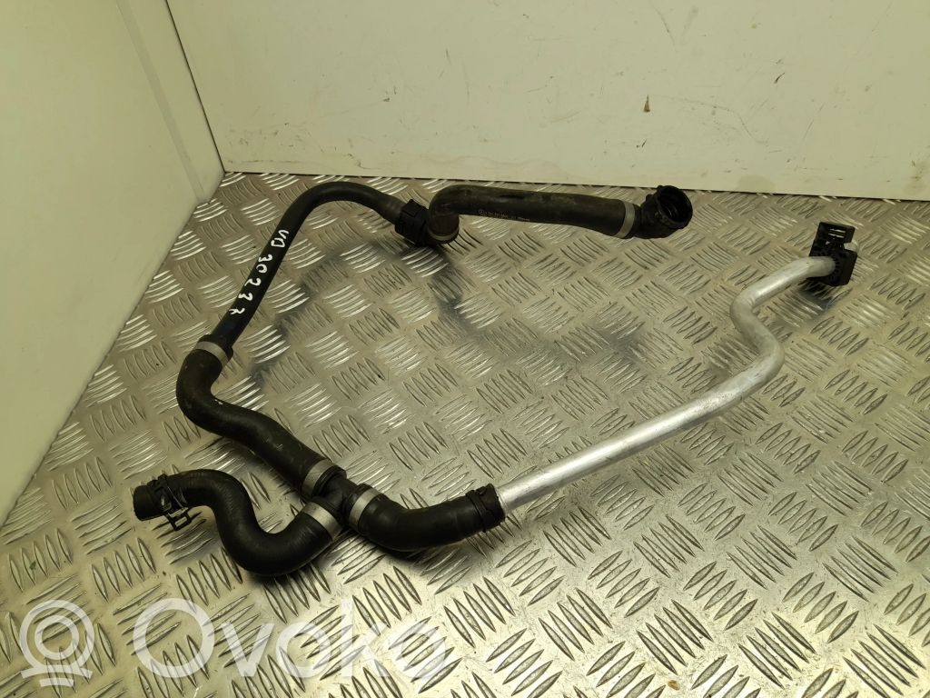 Mercedes-Benz EQC Conductă/furtun lichid de răcire motor 