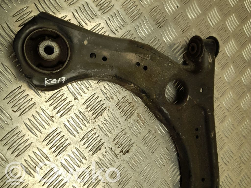 Volkswagen Polo VI Brazo de suspensión/horquilla superior trasero 