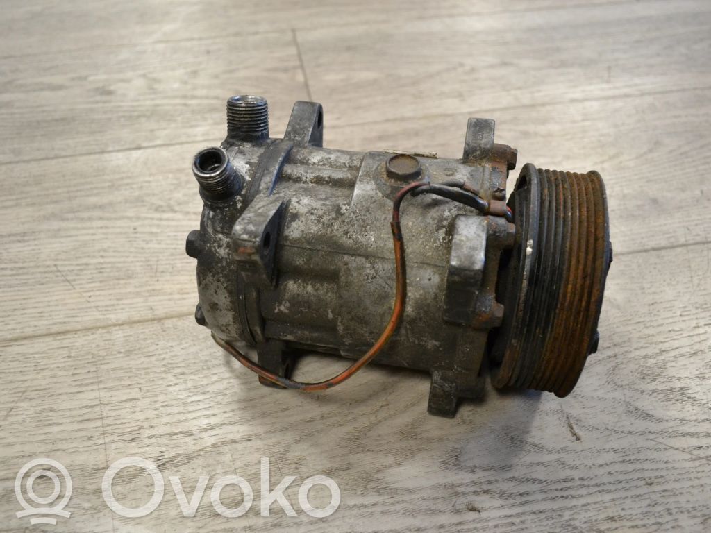 BMW 5 E39 Compresor (bomba) del aire acondicionado (A/C)) 