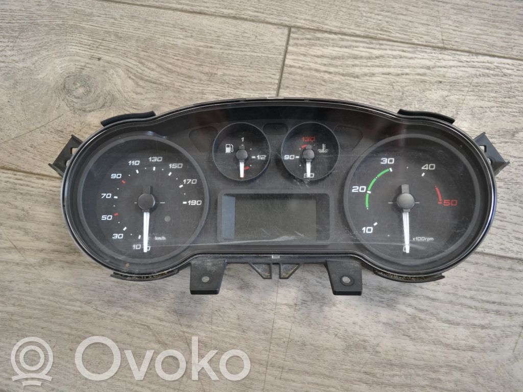 Iveco Daily 6th gen Tachimetro (quadro strumenti) 