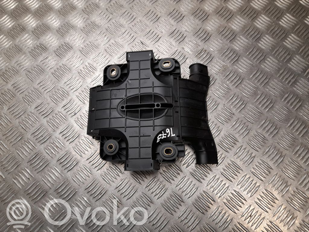 Inne części wnętrza samochodu   J9D314A099BA,L5957