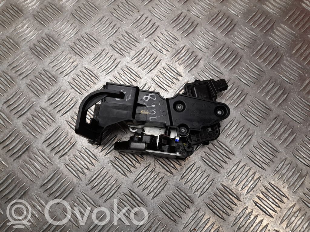 Dacia Spring Aizmugurē slēdzene 