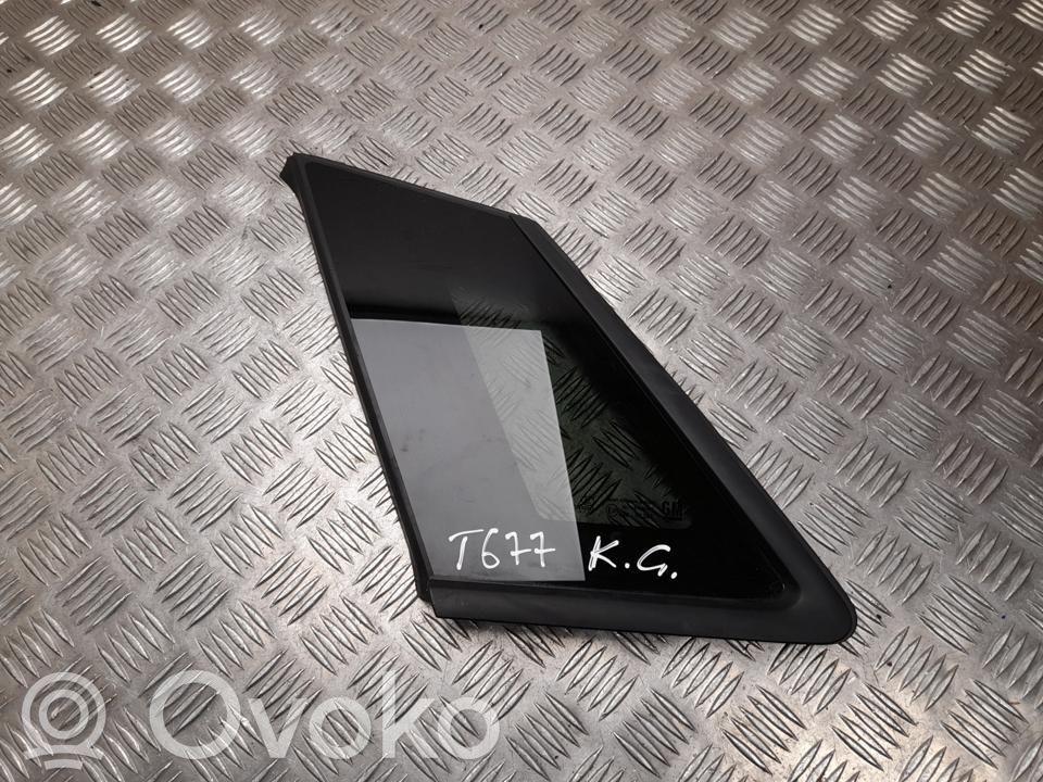Opel Grandland X Szyba karoseryjna tylna 