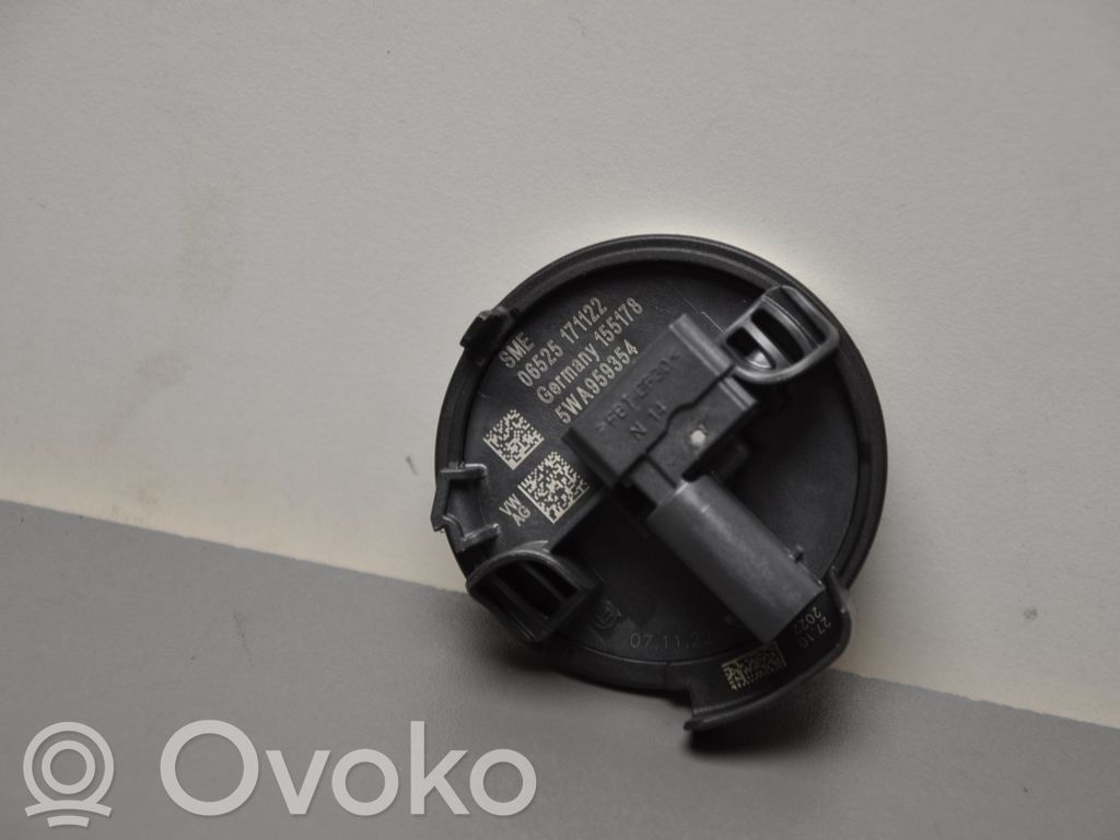 Audi A3 8Y Airbagsensor Crashsensor Drucksensor 
